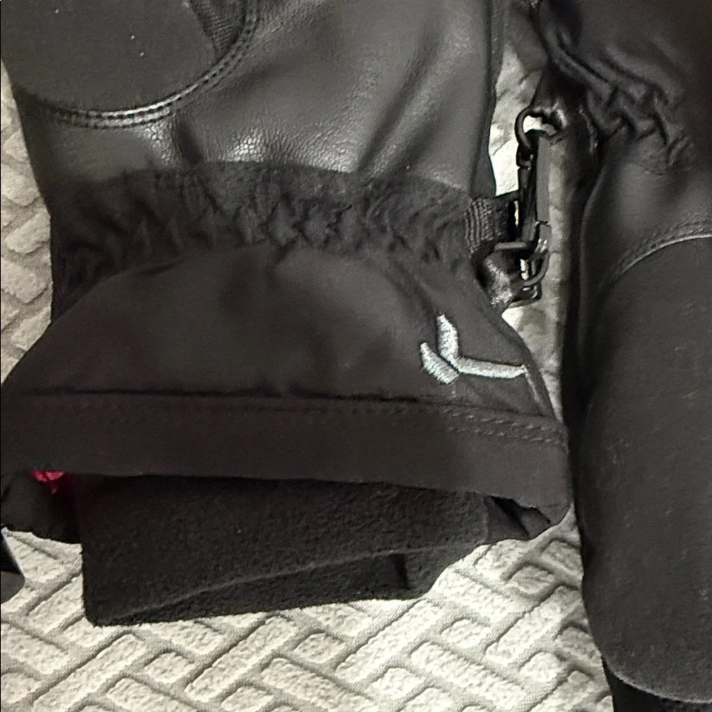 KOMBI WATERPROOF BREATHABLE BLACK SKI WINTER GLOVES JR SIZE LARGE